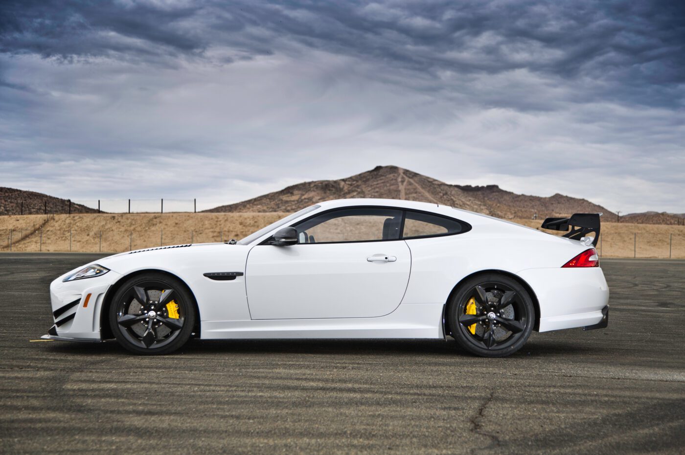 Jaguar XKR-S GT Gallery