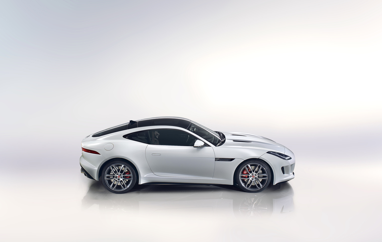 2014 Jaguar F-Type R Coupé