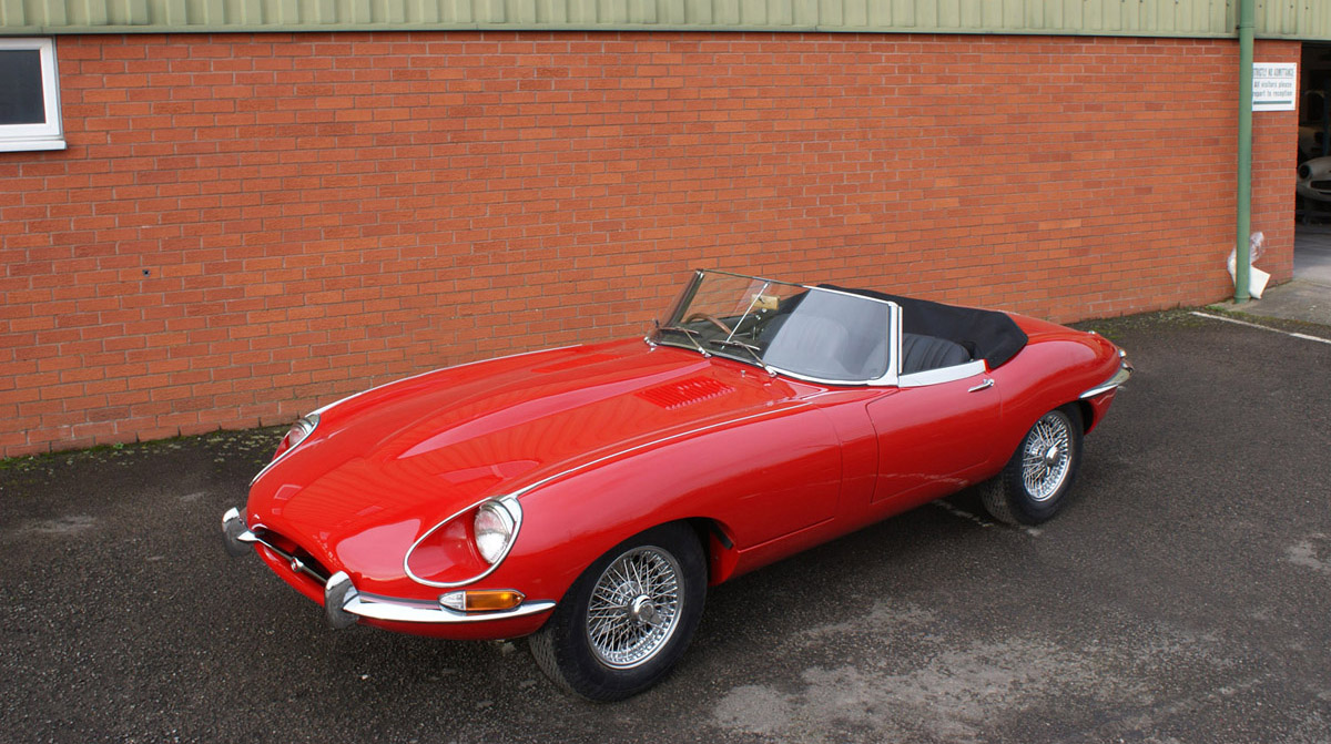 1965 Jaguar E-Type 4.2 Roadster Gallery