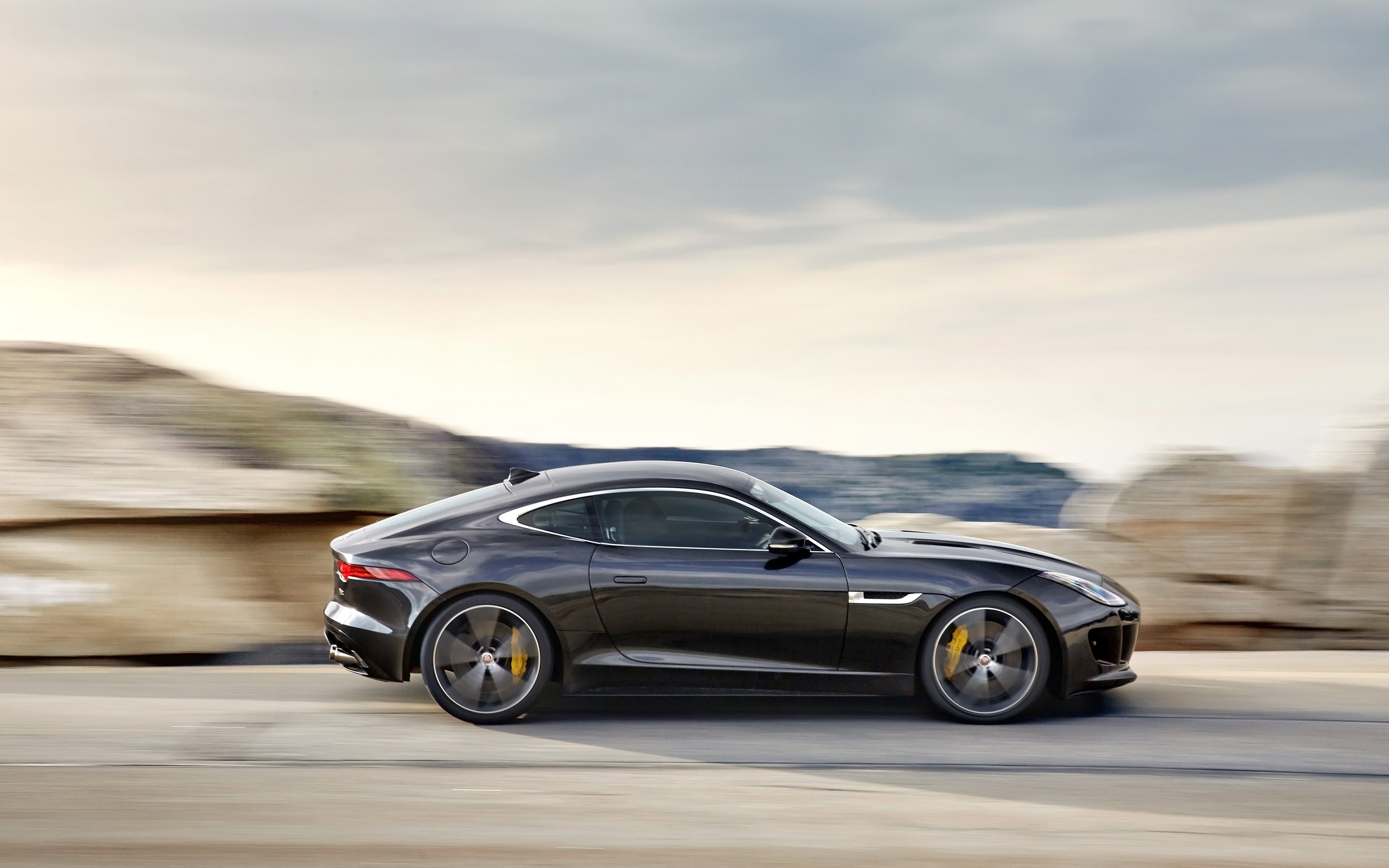 2014 Jaguar F-Type R Coupé