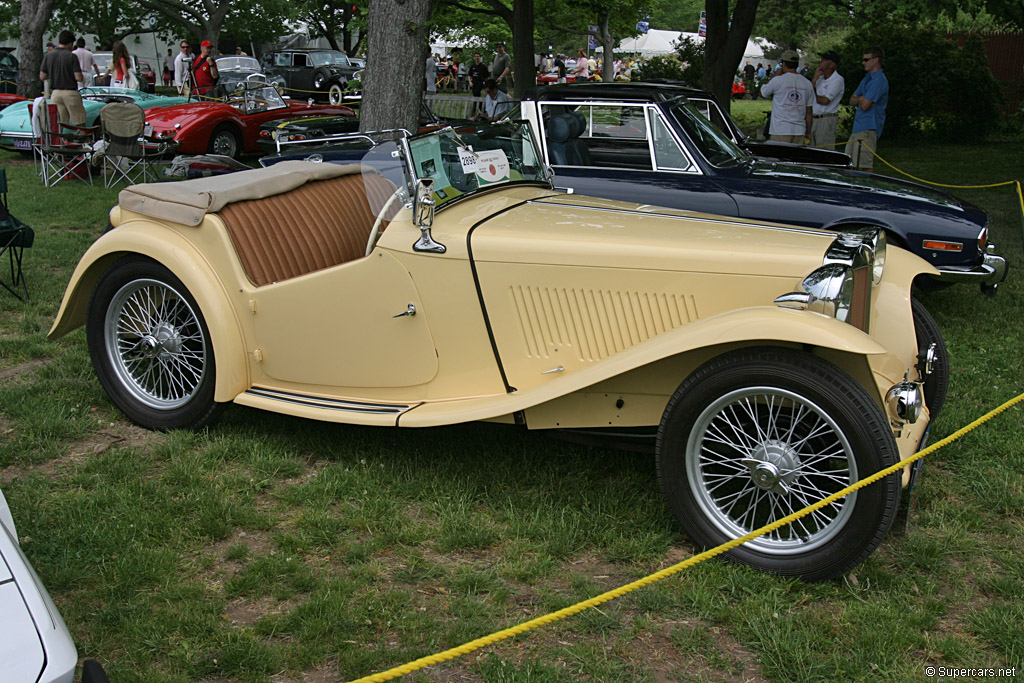 2007 Greenwich Concours - 11