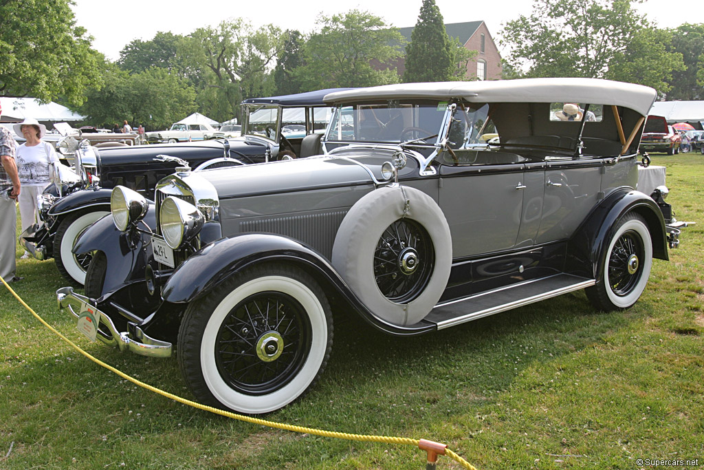 2007 Greenwich Concours - 16