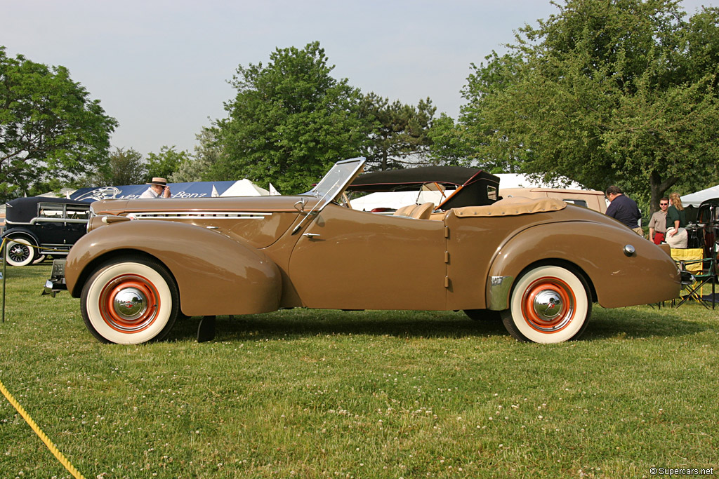 2007 Greenwich Concours - 16