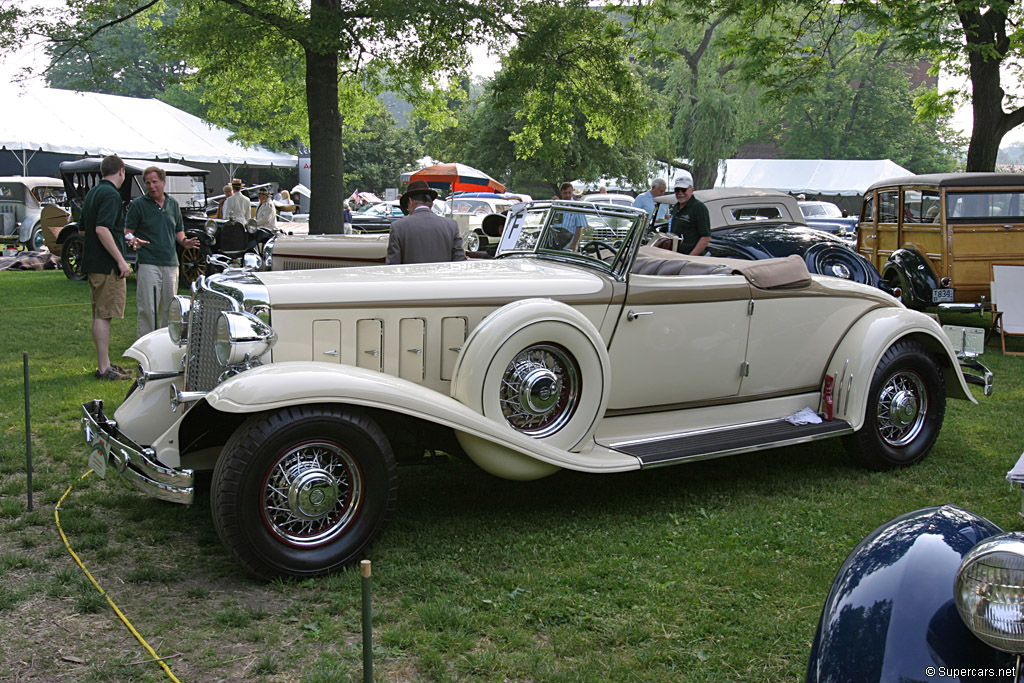 2007 Greenwich Concours - 16