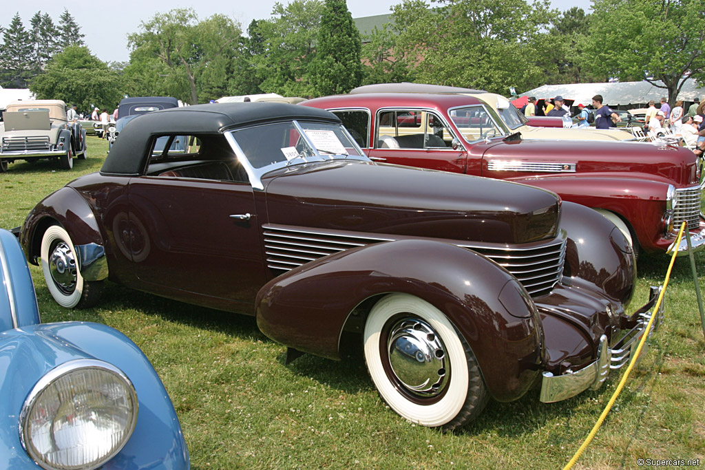 2007 Greenwich Concours - 16