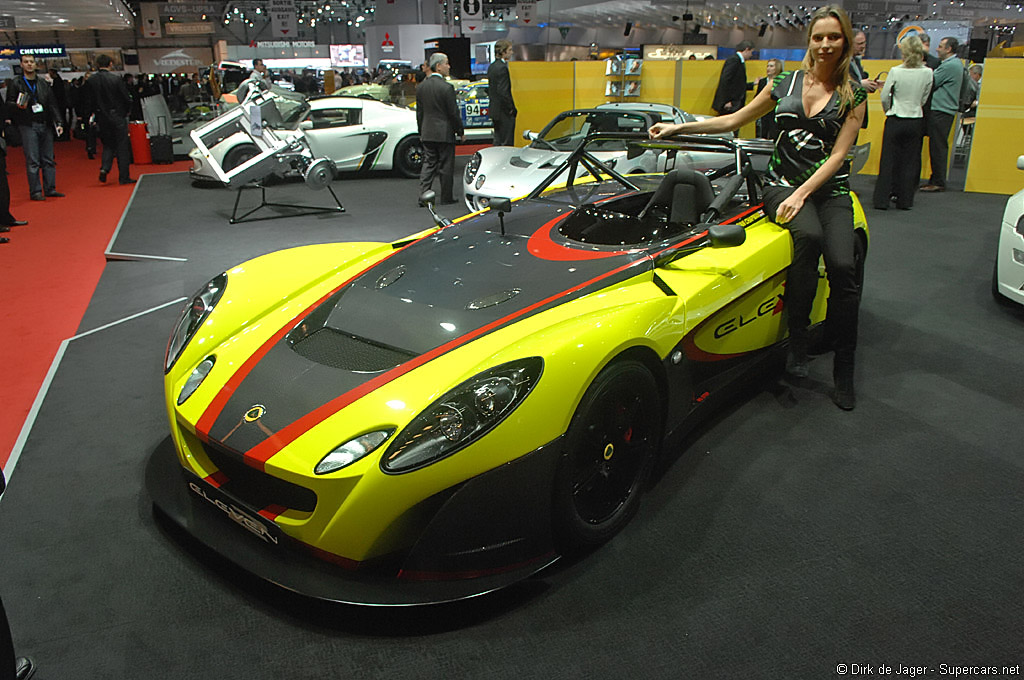 2008 Geneva Motor Show-4