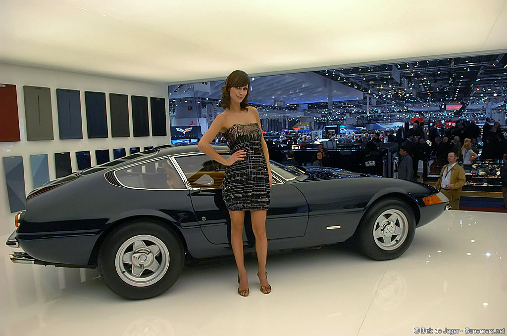 2008 Geneva Motor Show-4