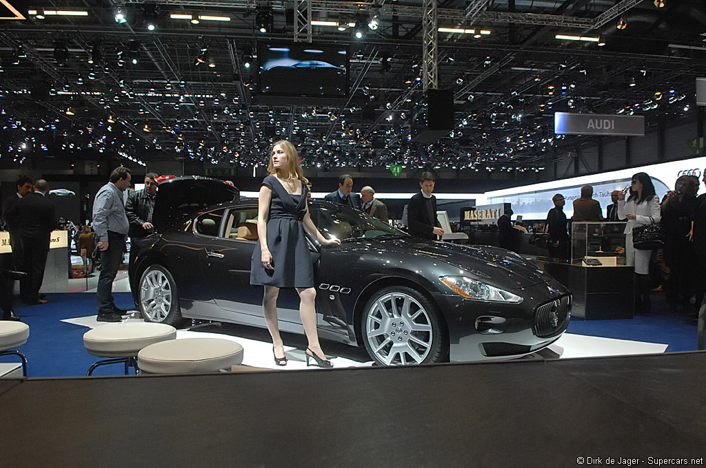 2008 Geneva Motor Show-4