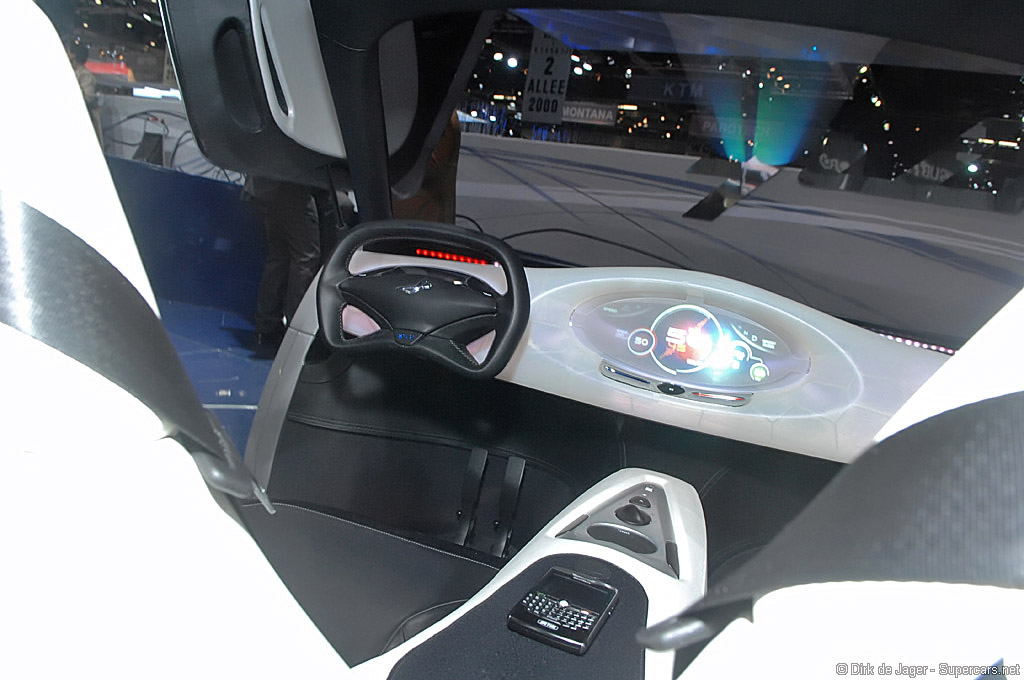 2008 Geneva Motor Show-6