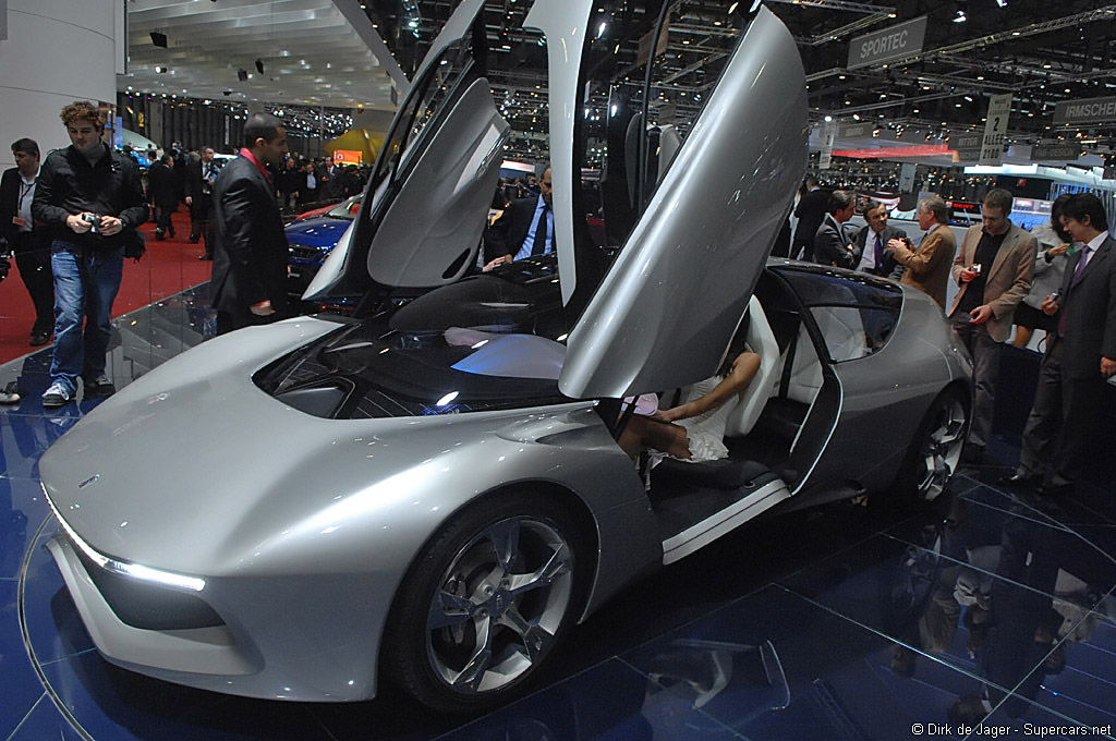 2008 Geneva Motor Show-6