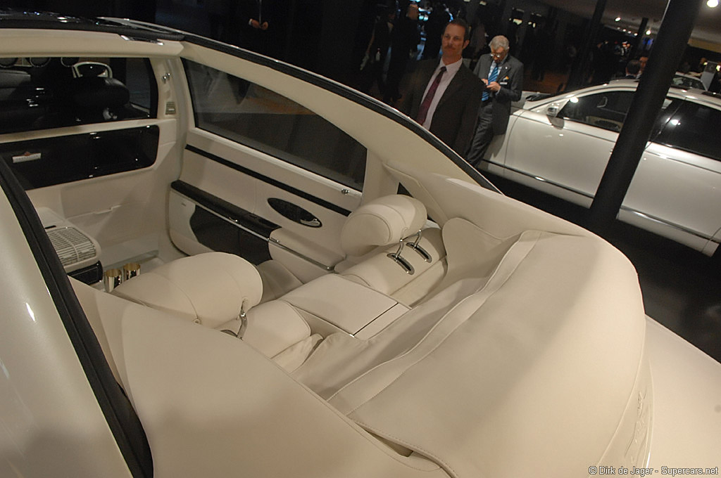 2008 Geneva Motor Show-3