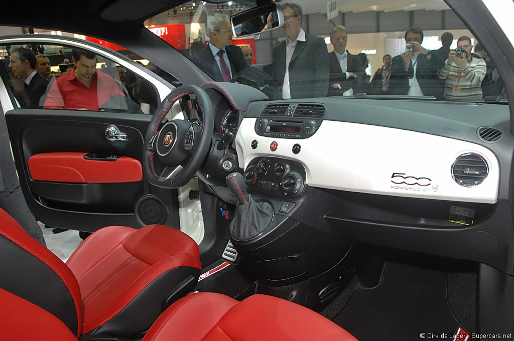 2008 Geneva Motor Show-4