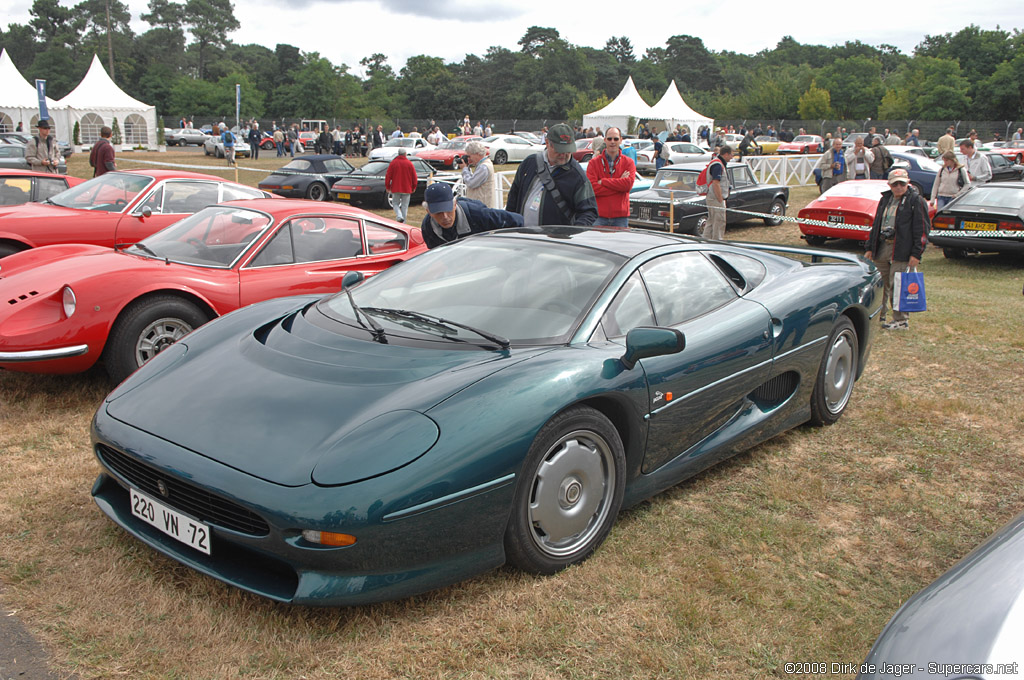 Jaguar XJ220 Gallery