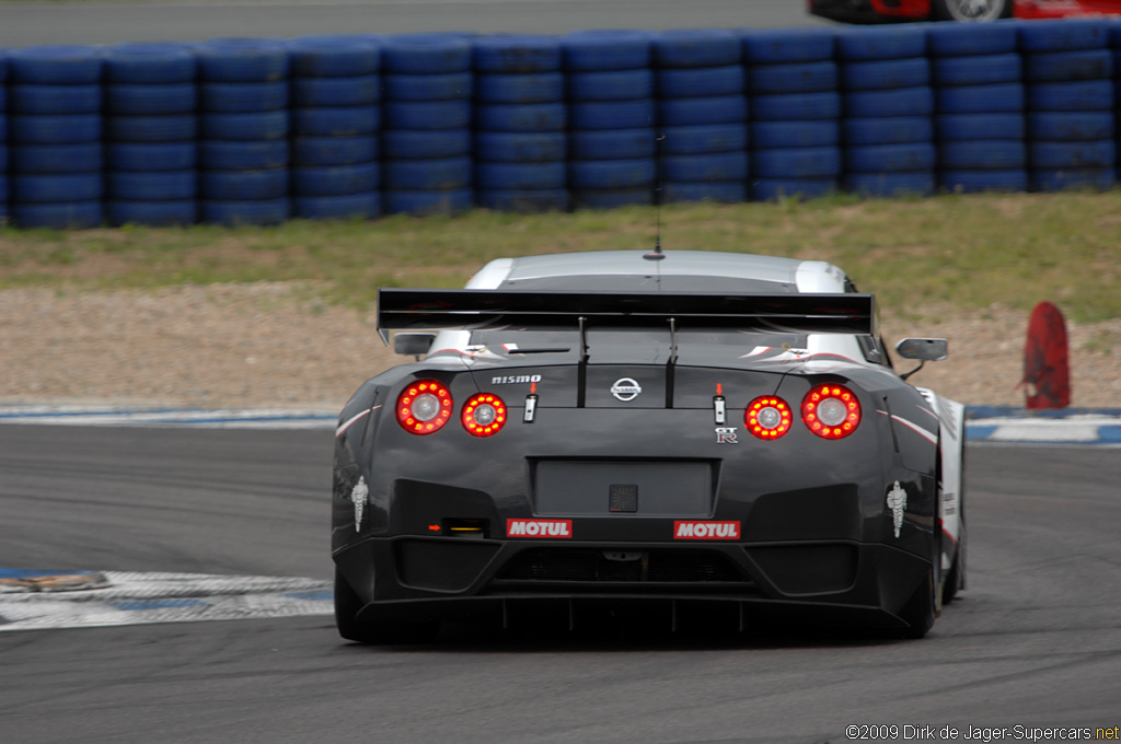 2009 Nissan GT-R FIA-GT1 Gallery