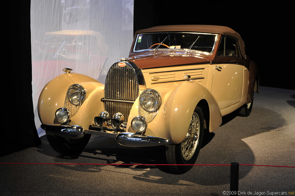 2009 Bugatti 100 Expo at Autoworld Brussels-1