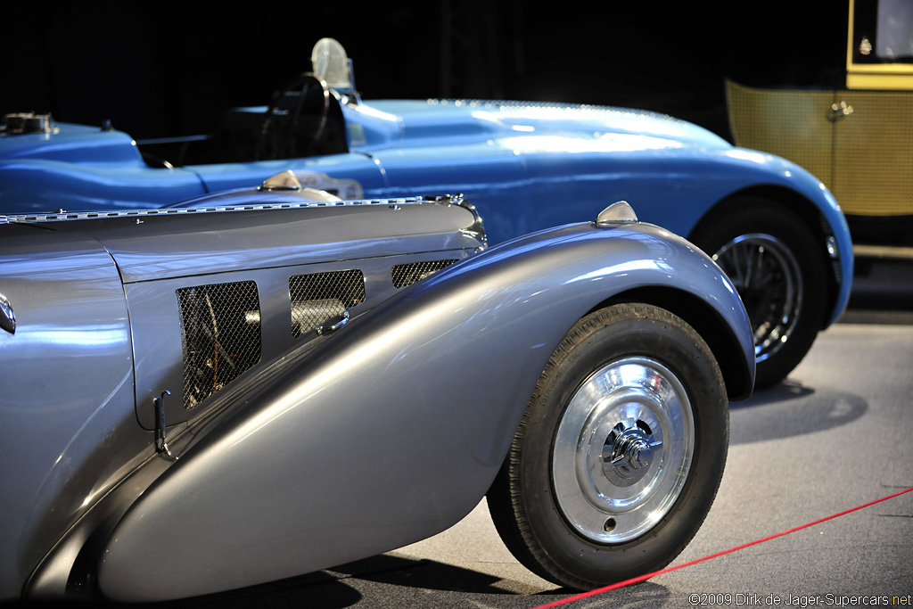 2009 Bugatti 100 Expo at Autoworld Brussels-1