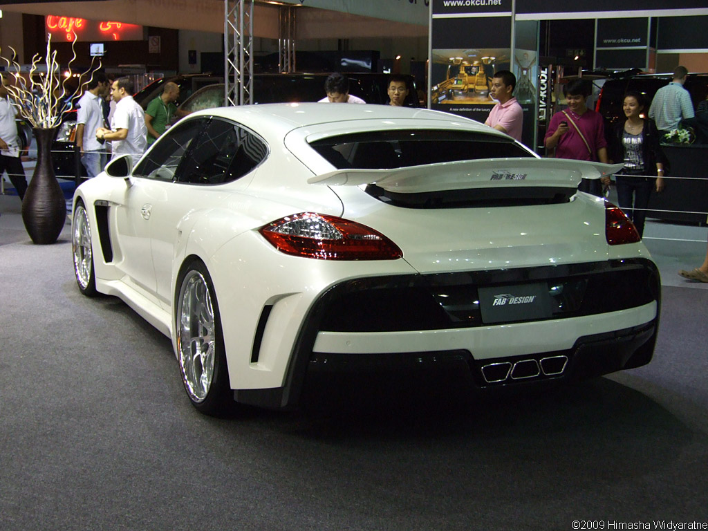 2009 Dubai Motor Show-1