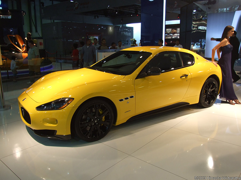 2009 Dubai Motor Show-1