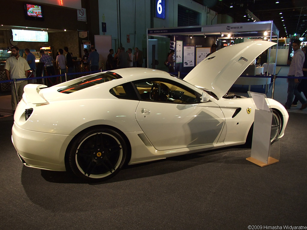 2009 Dubai Motor Show-1