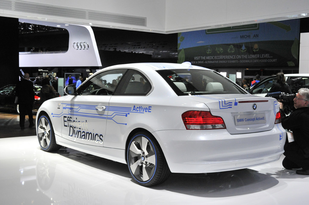 2010 NAIAS-1