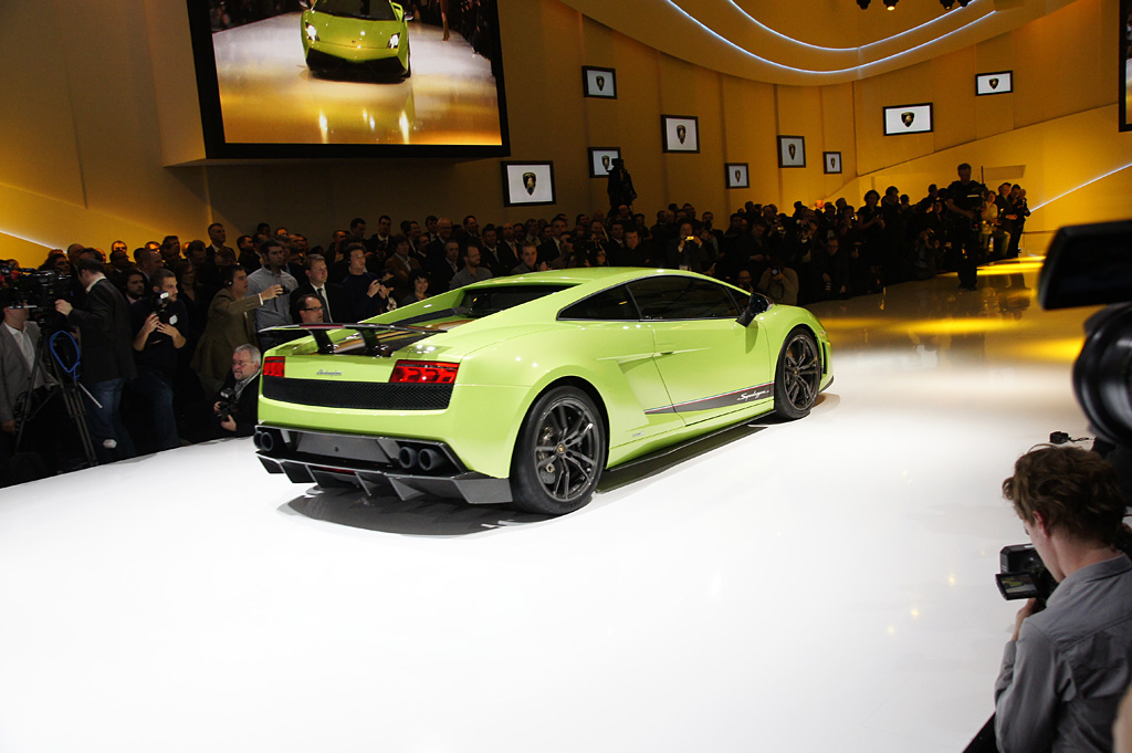 2010 Geneva International Motor Show-1