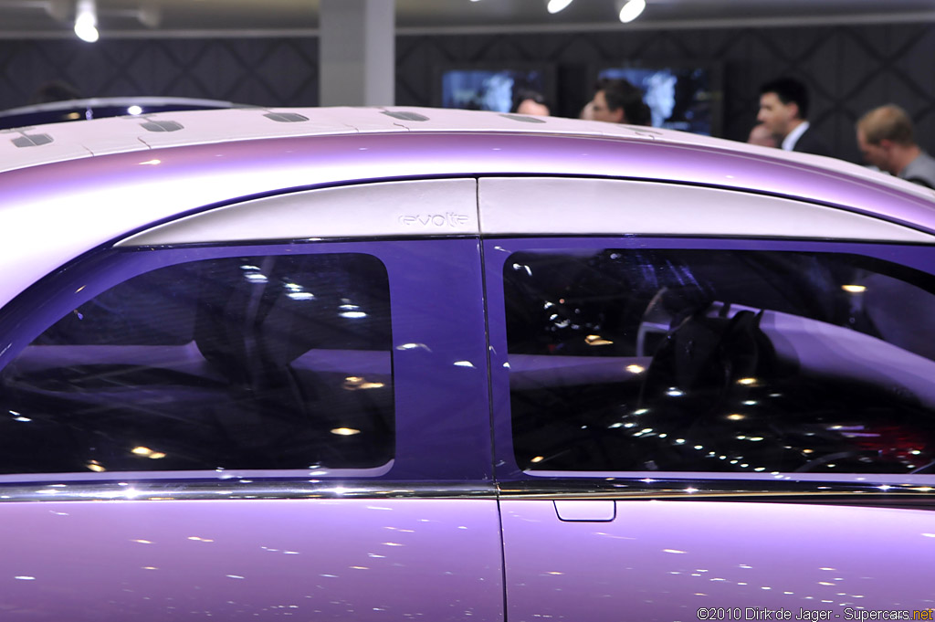 2010 Geneva International Motor Show-1