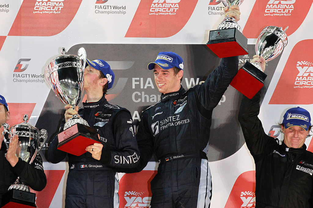 2010 FIA GT1 World Championship in Abu Dhabi-1