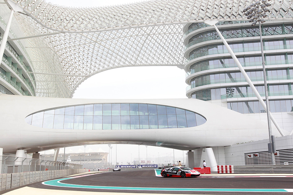 2010 FIA GT1 World Championship in Abu Dhabi-1