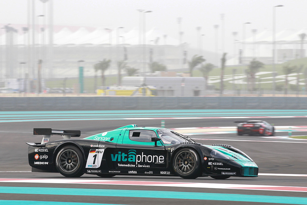 2010 FIA GT1 World Championship in Abu Dhabi-1