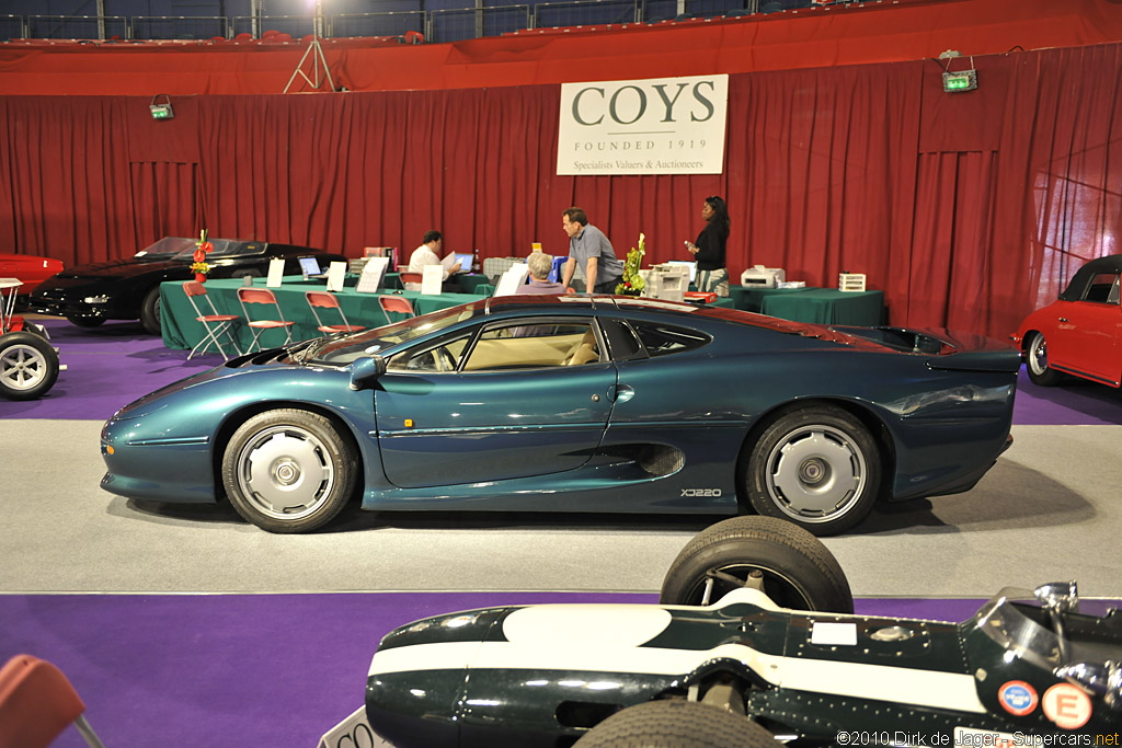 Jaguar XJ220 Gallery