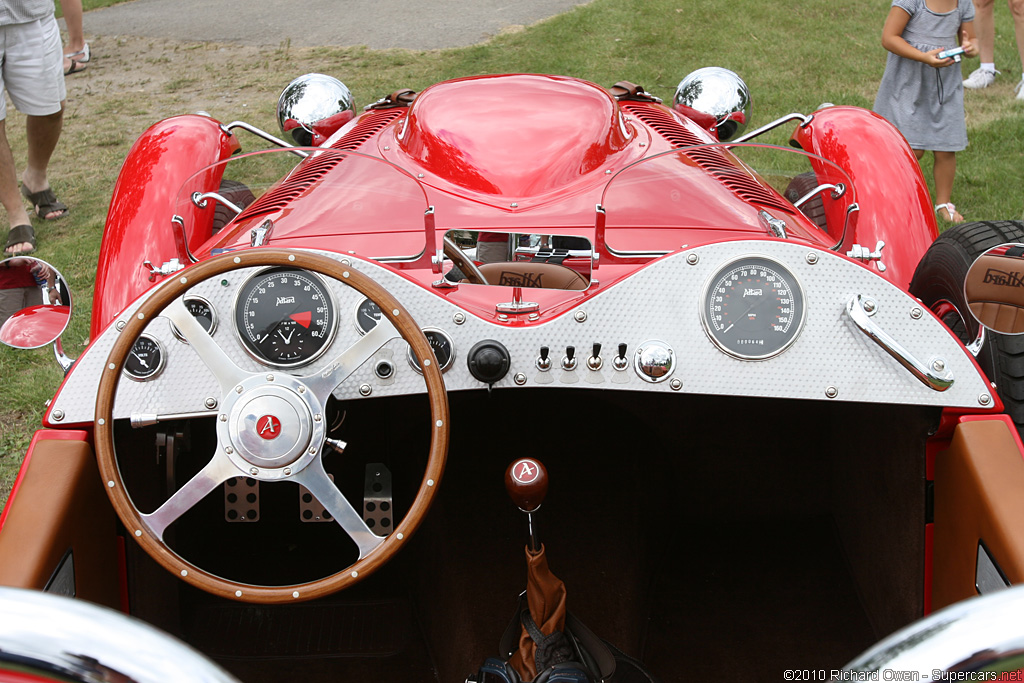 2010 Concours d’Élégance Le Mirage-1