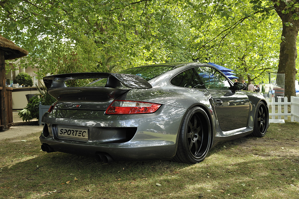 2010 Salon Prive