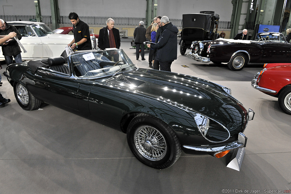 Jaguar E-Type Series III Roadster Gallery