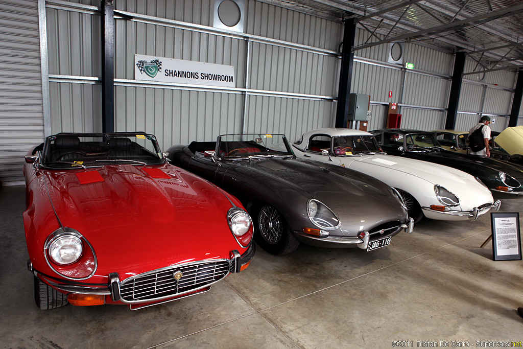 Jaguar E-Type Series III Roadster Gallery