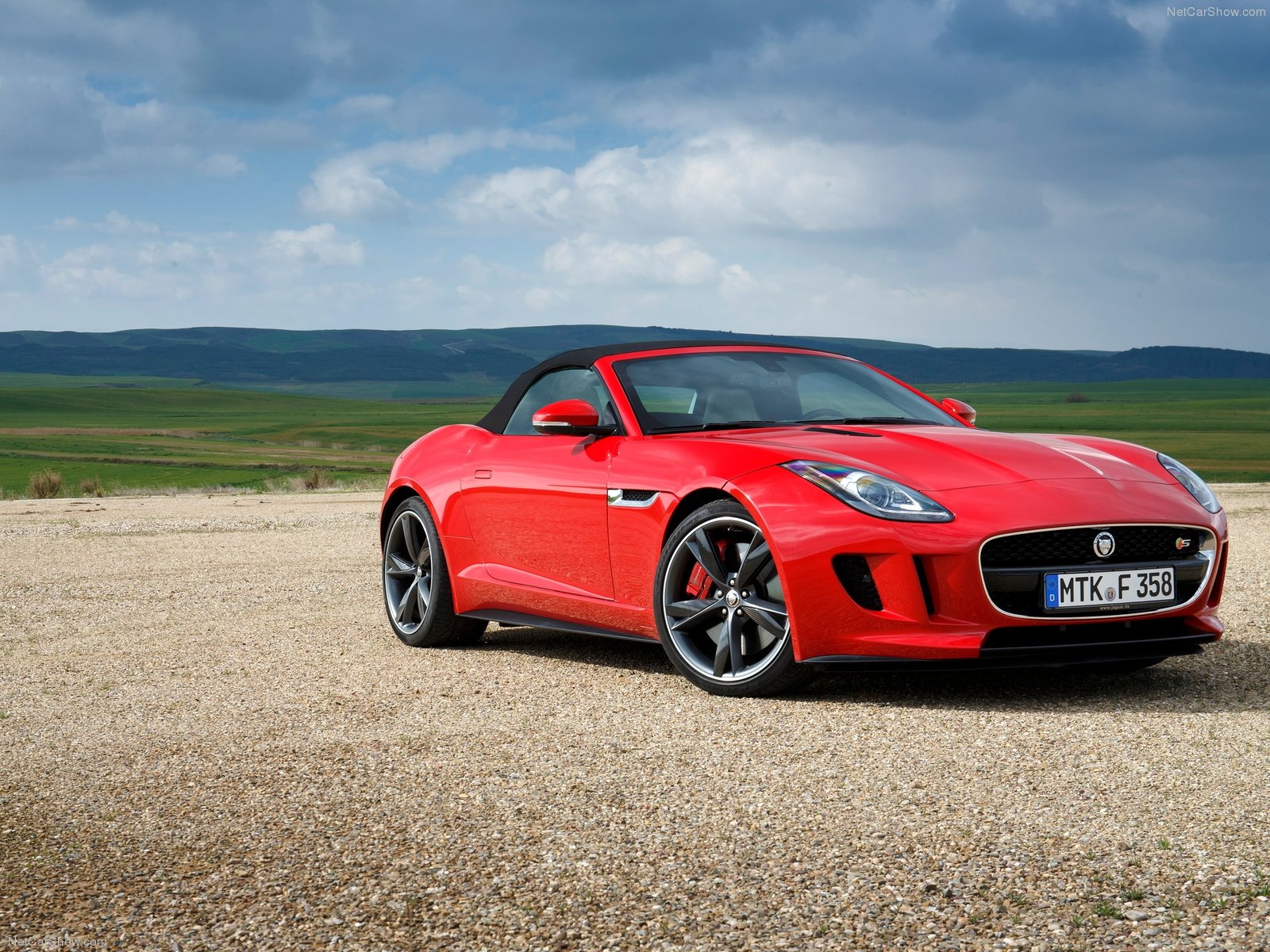 2013 Jaguar F-Type V8 S