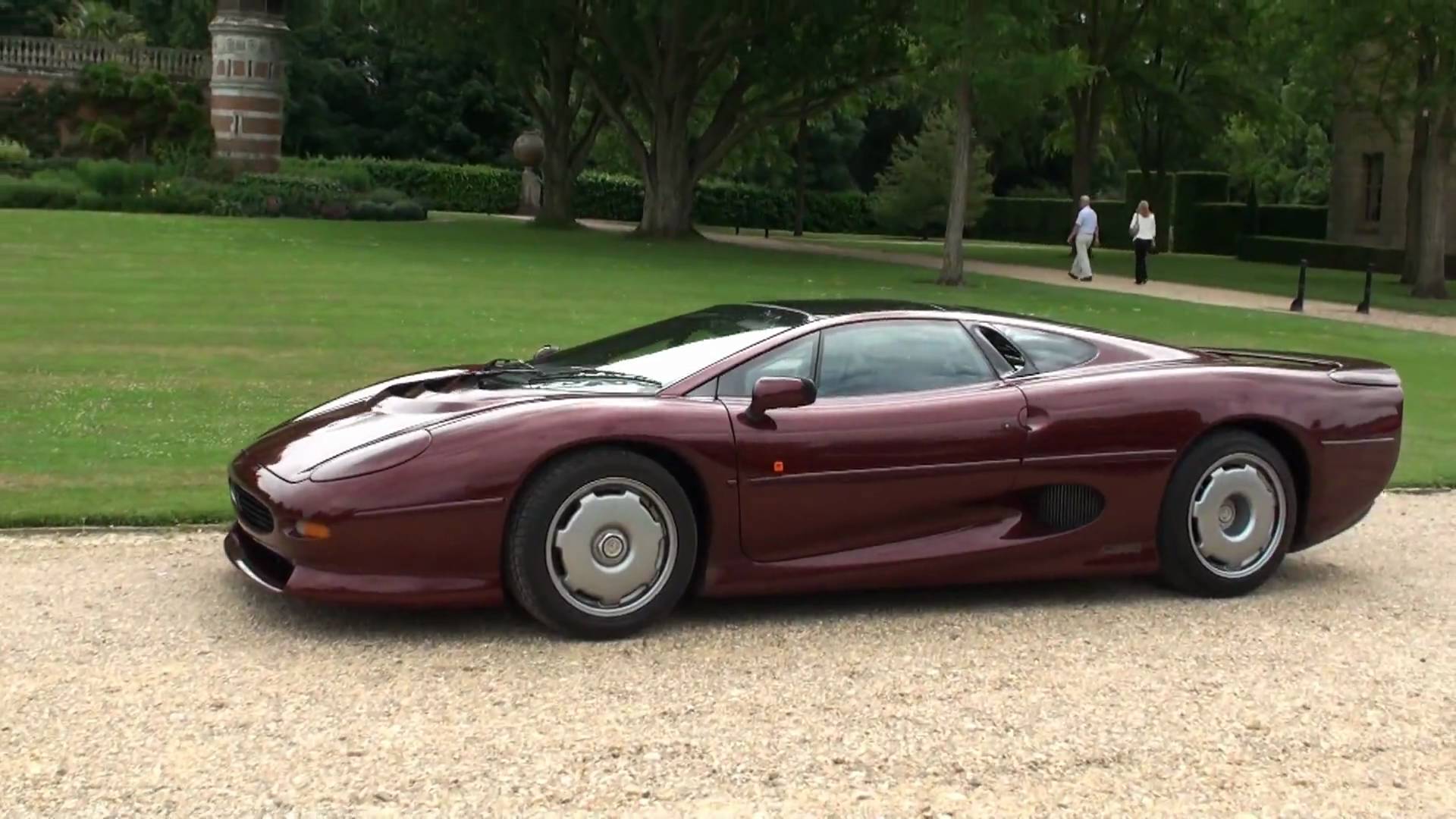 Jaguar XJ220 Gallery