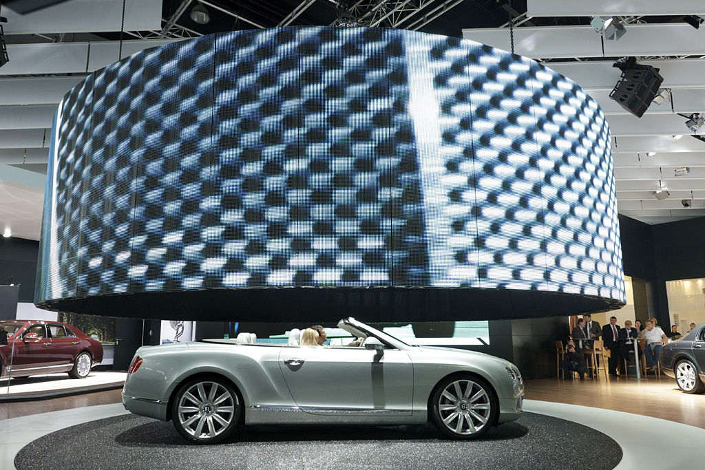 2011 Frankfurt Internationale Automobil-Ausstellung-1