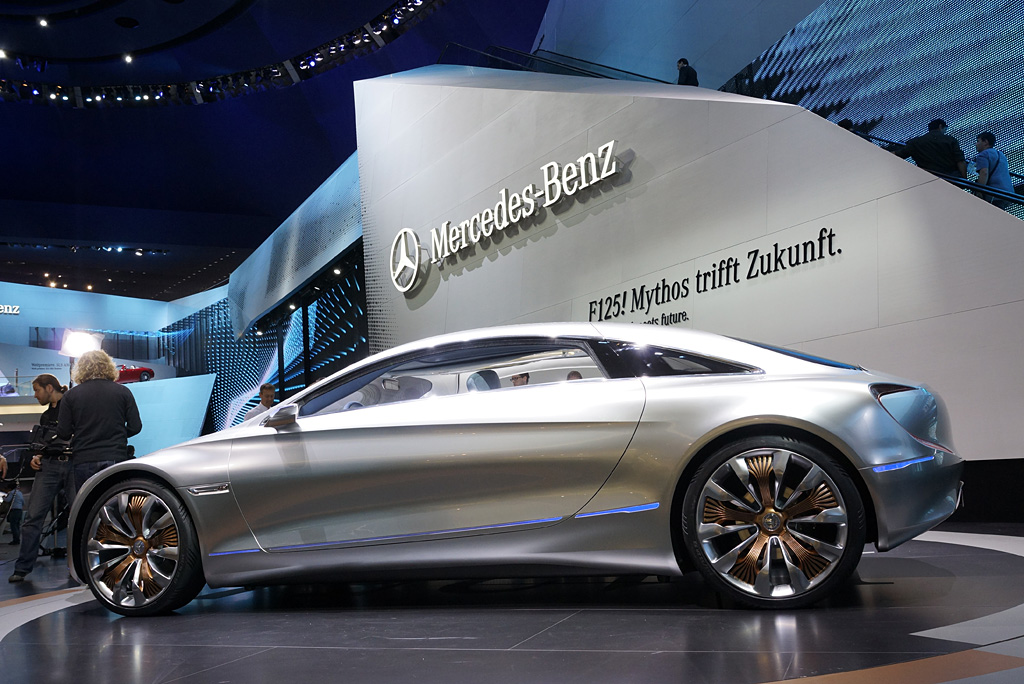 2011 Frankfurt Internationale Automobil-Ausstellung-1