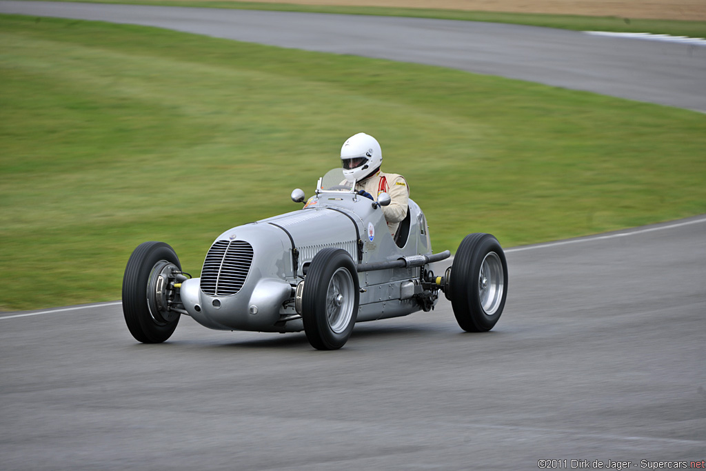 2011 Goodwood Revival-8