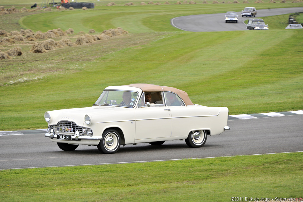 2011 Goodwood Revival-10