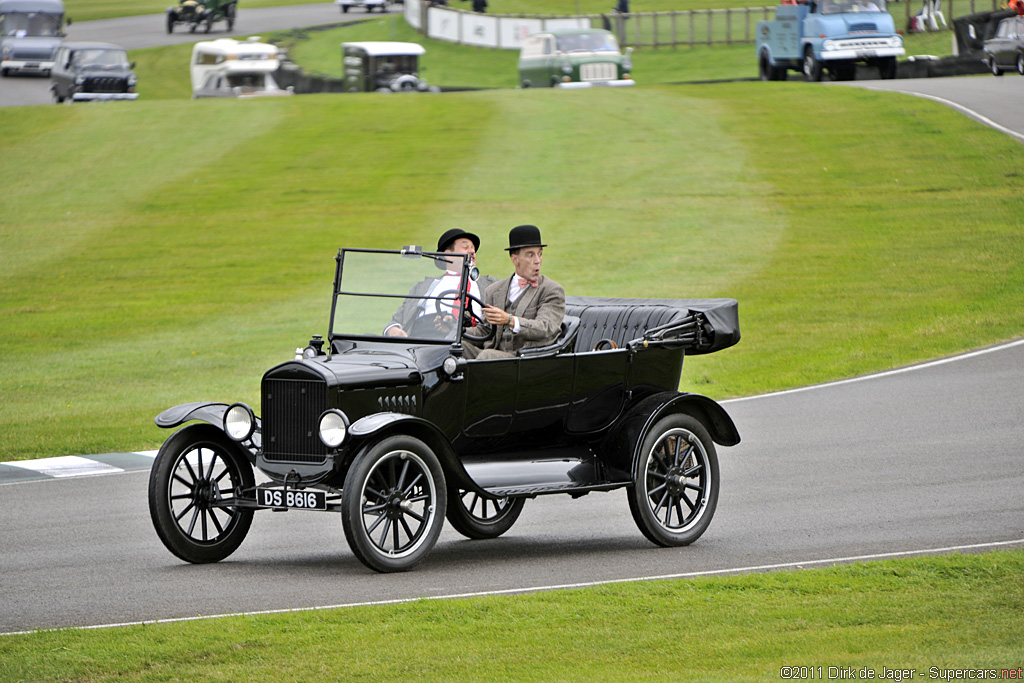 2011 Goodwood Revival-10