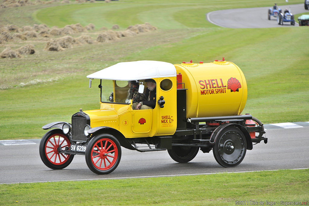 2011 Goodwood Revival-10