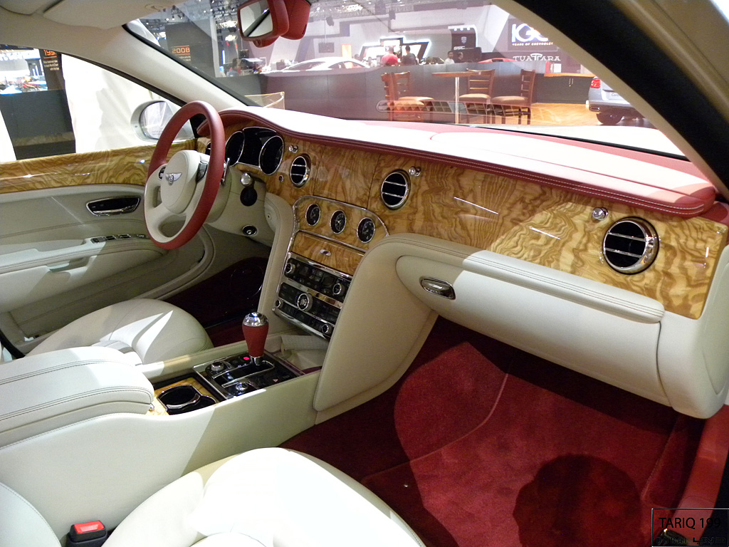 2011 Dubai International Motor Show-1