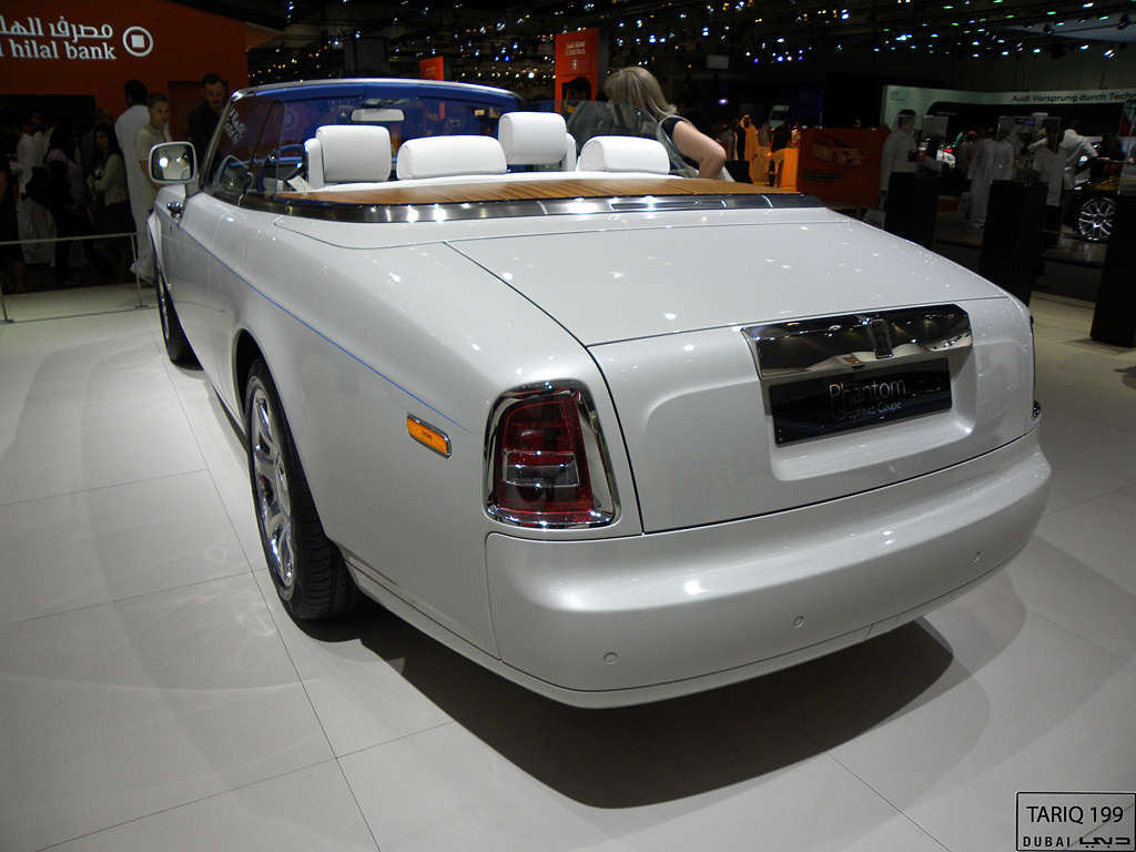 2011 Dubai International Motor Show-1