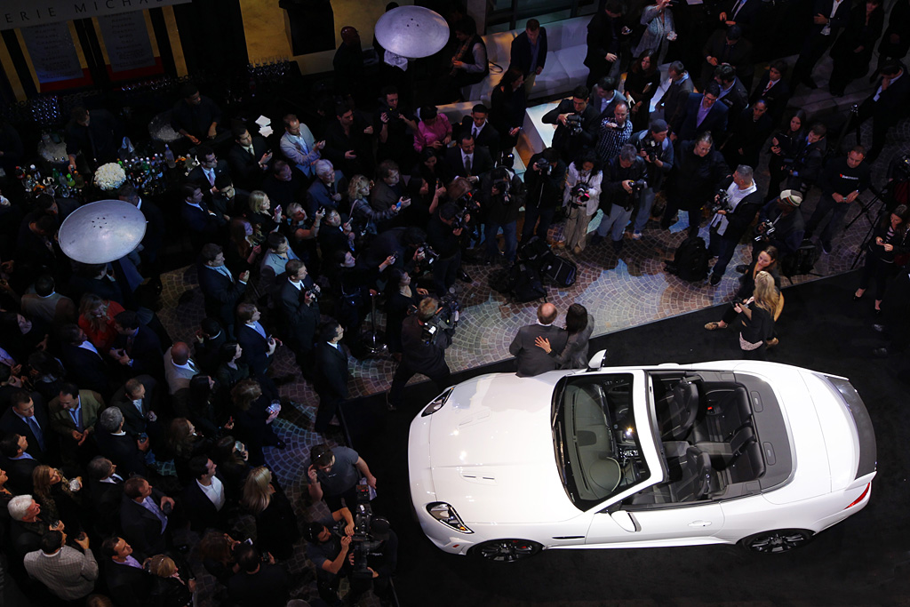 2011 LA Auto Show-1