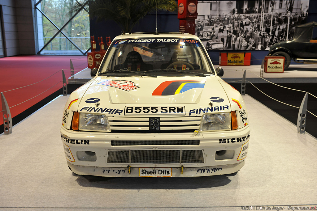 2011 Essen Motor Show-1