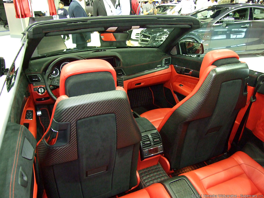 2011 Dubai International Motor Show-1