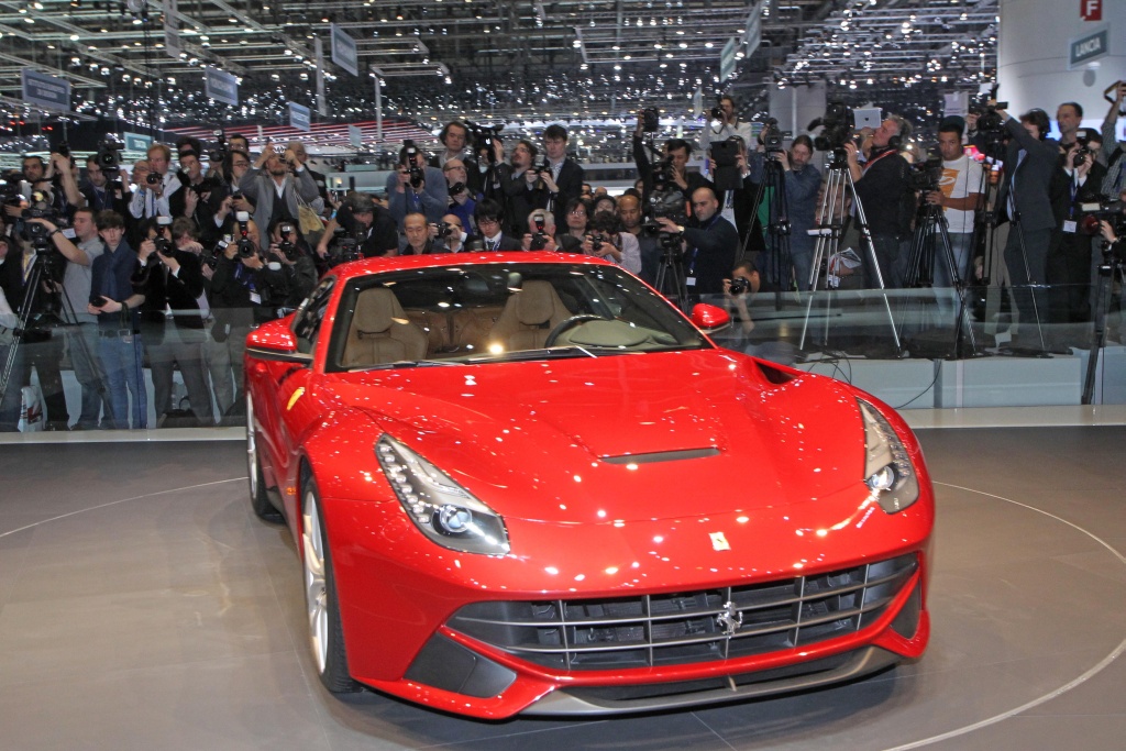 2012 Geneva Motor Show-1