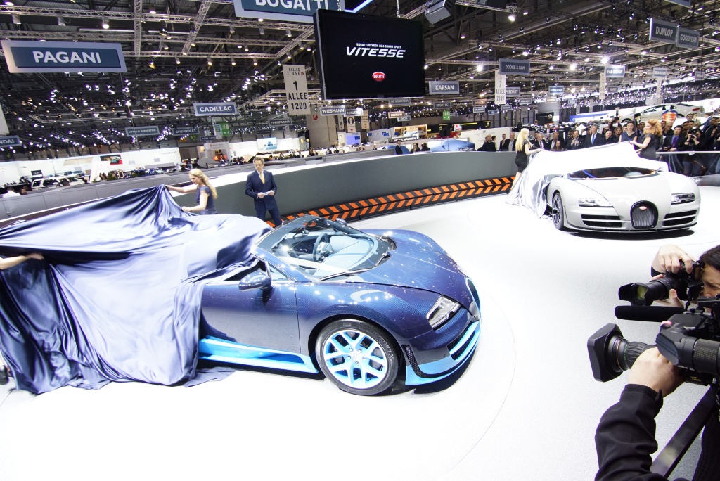 2012 Geneva Motor Show-1