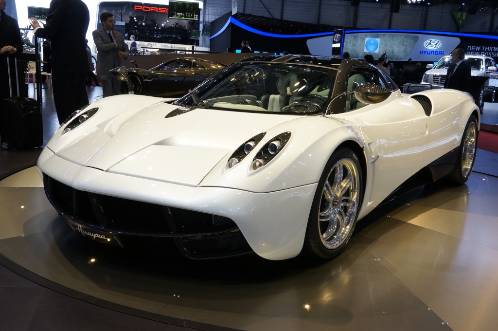 2012 Geneva Motor Show-1